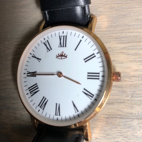 Watch - Picture 2 of 4